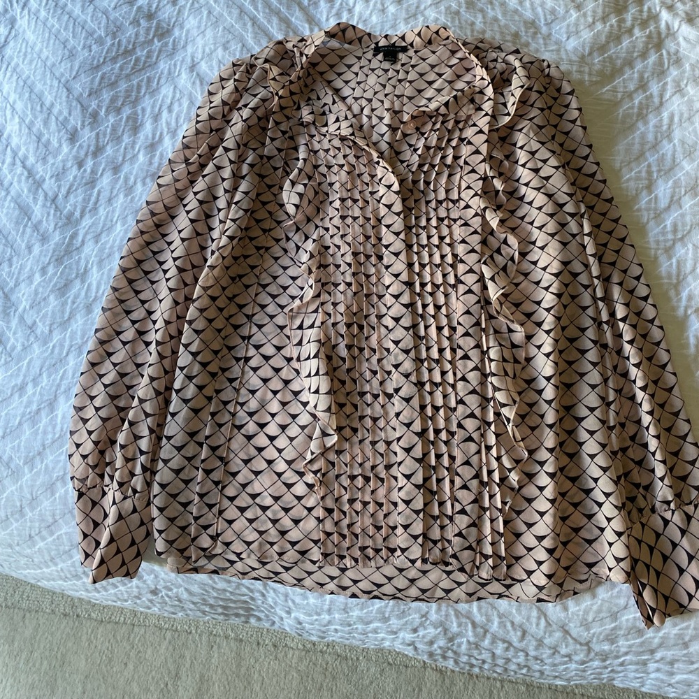 Ann Taylor pink and black Silk Top size S